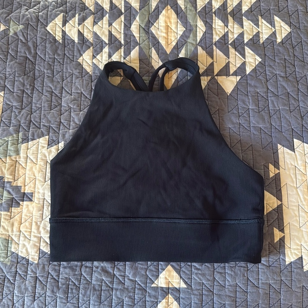 EUC women’s lululemon energy bra high neck long line bra size 6